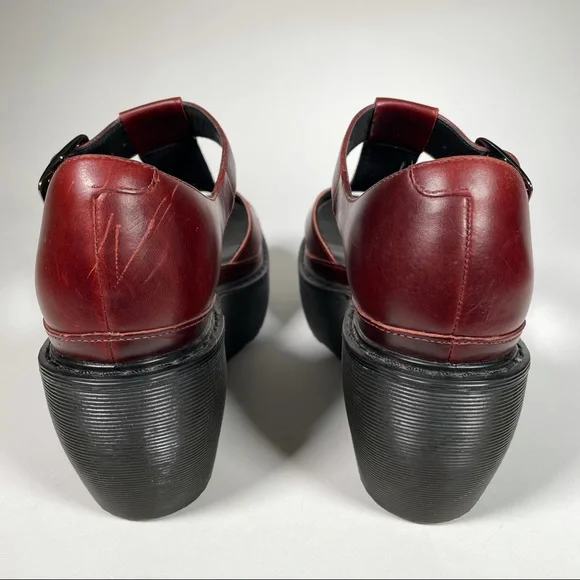 Dr. Martens Adaya Platform Sandals - Picture 4 of 9